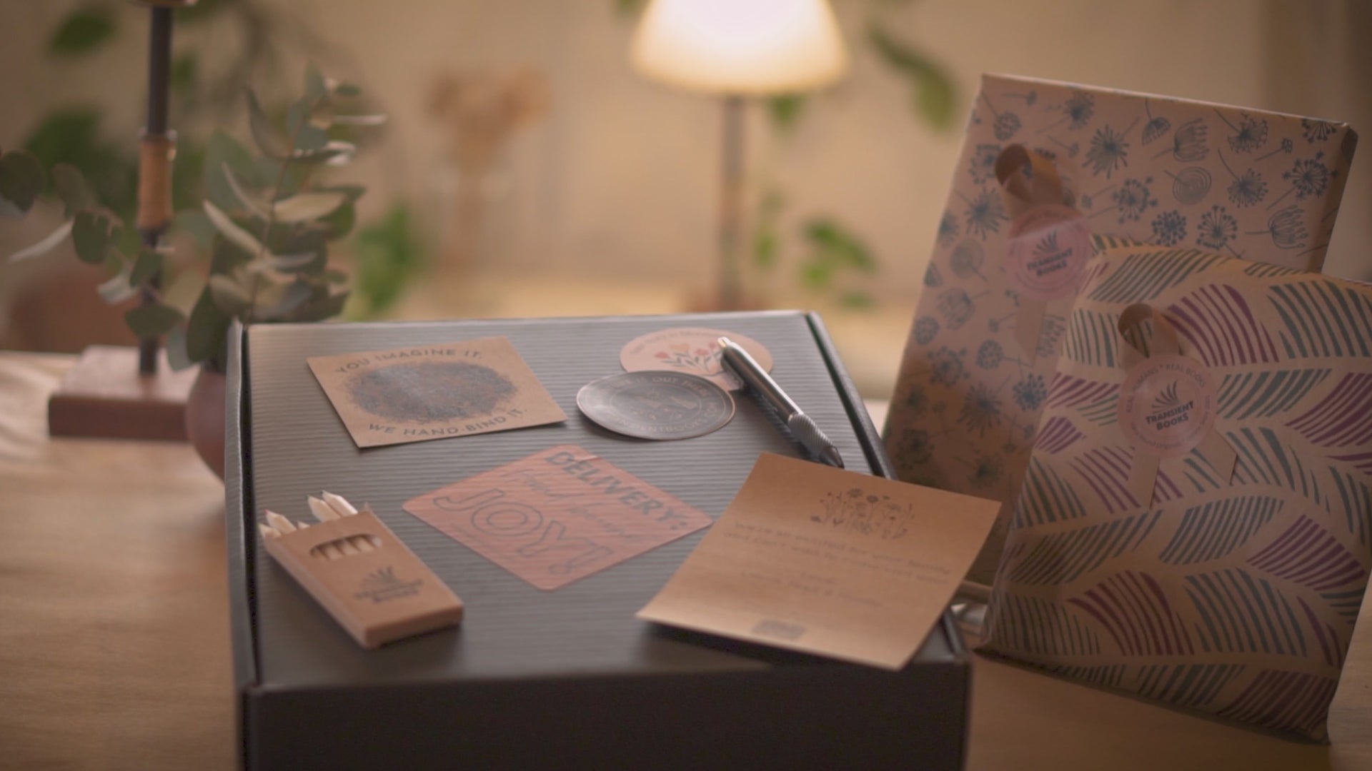 Load video: Short video of a gift box for personalized gift books.